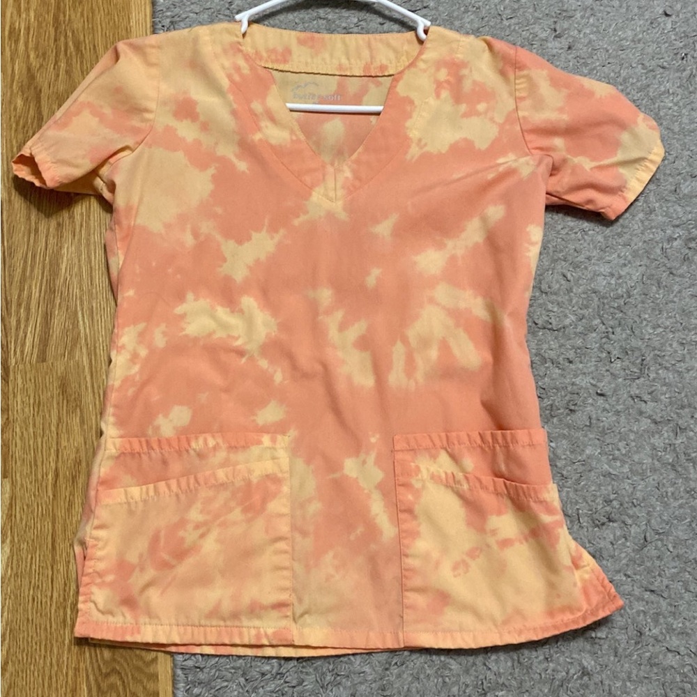 XXS scrub top